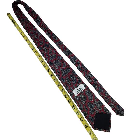 417 by Van Heusen Tie Red Blue Paisley Classic Pointed Red Blue Silk Necktie - Picture 7 of 7
